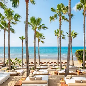 Don Carlos ***** Marbella
