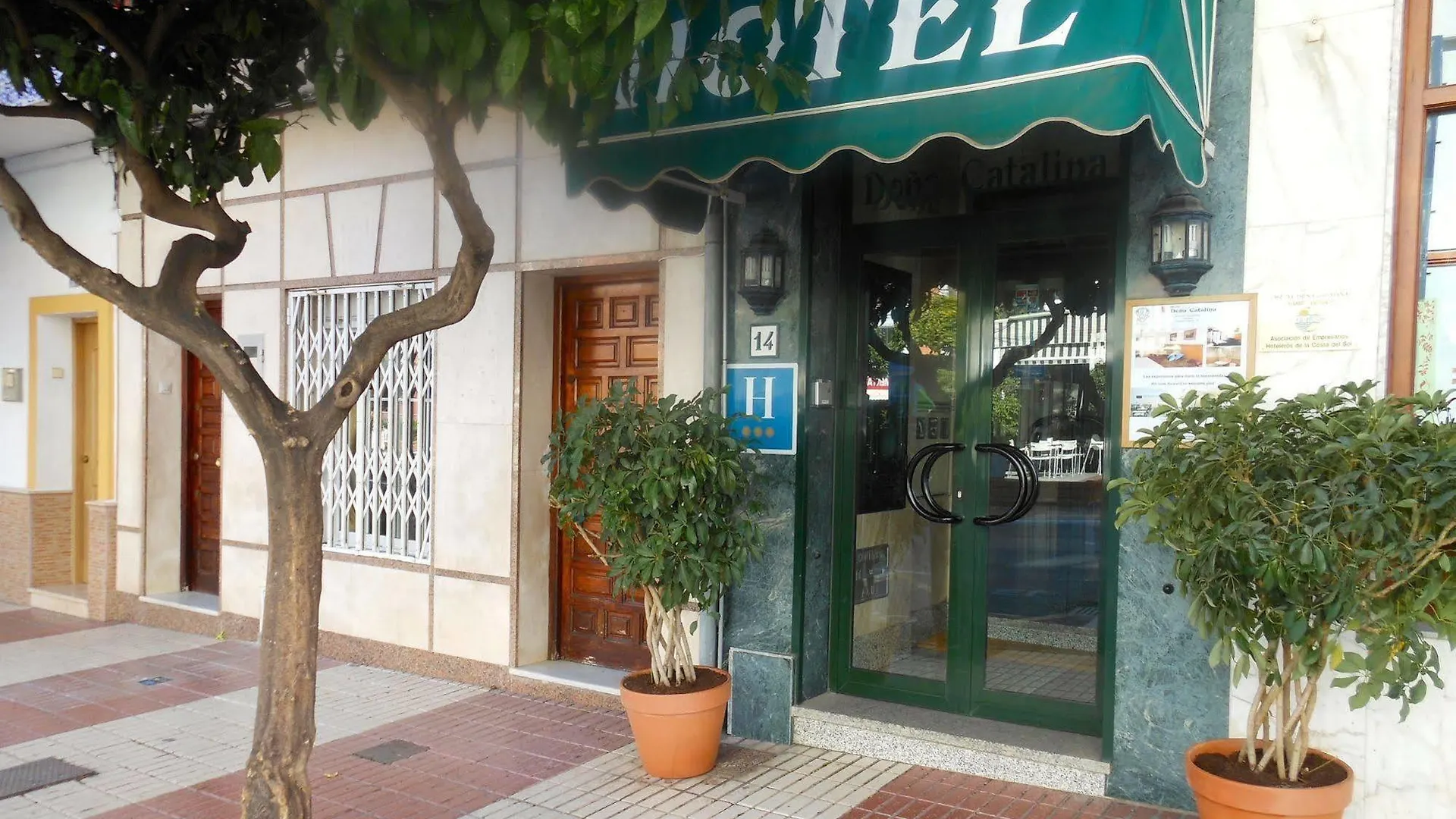 Hotel Dona Catalina Marbella 3*,  Spain